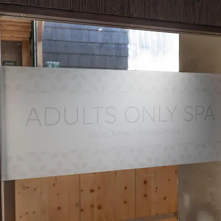 فندق Carpe Solem 4 كابرون